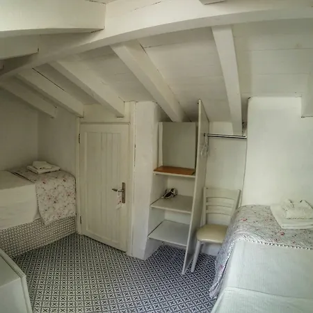 Maison D'azur 2*